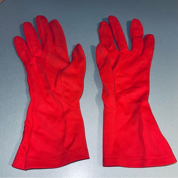 Vintage Red Paris Gloves 1940’s - Picture 2 of 5